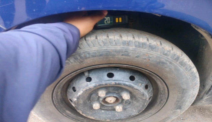 2015 Maruti Alto 800 LXI, Petrol, Manual, 41,197 km, tyre