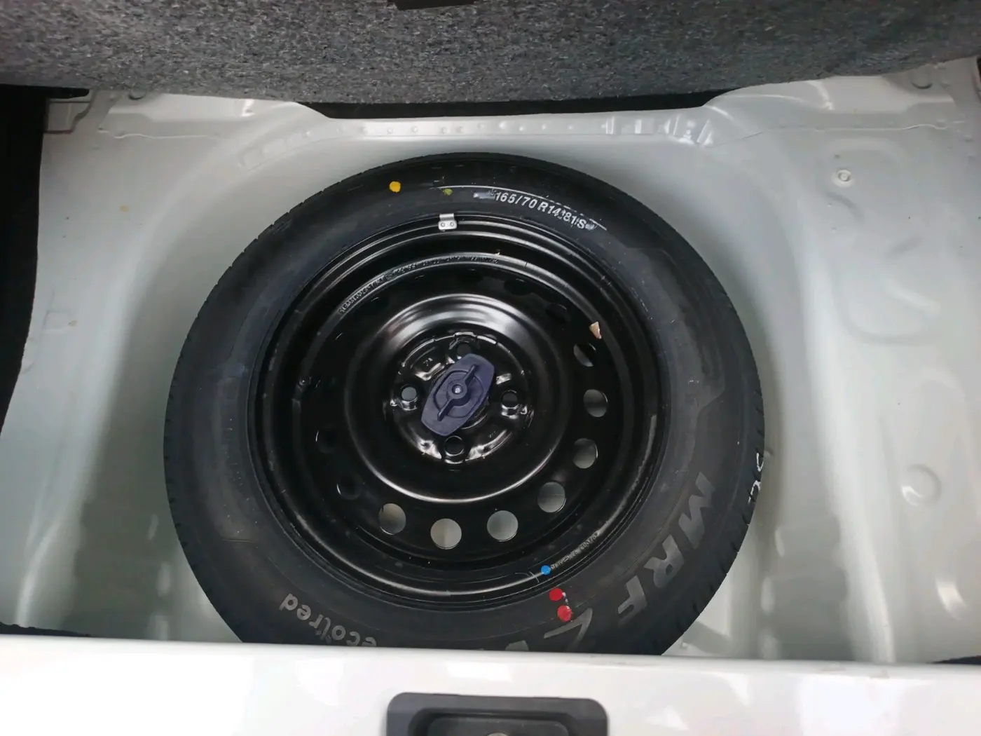 2025 Maruti New Wagon-R ZXI PLUS 1.2, Petrol, Manual, 2,979 km, tyre