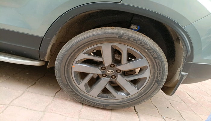 2021 Tata Safari XZA PLUS, Diesel, Automatic, 28,859 km, tyre