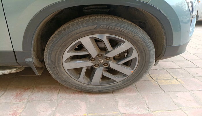 2021 Tata Safari XZA PLUS, Diesel, Automatic, 28,859 km, tyre