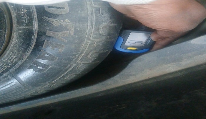 2017 Maruti Swift Dzire LDI, Diesel, Manual, 1,26,462 km, tyre