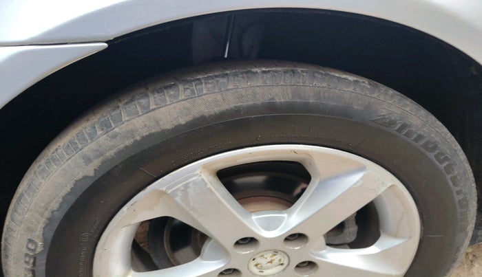 2011 Skoda Laura ELEGANCE 2.0 TDI CR AT, Diesel, Automatic, 1,02,235 km, tyre