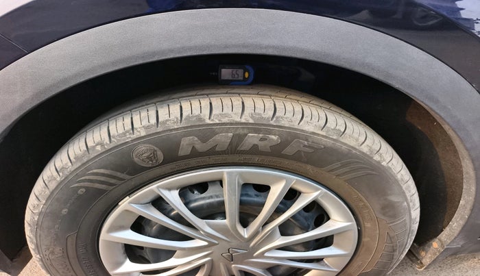 2025 Mahindra XUV700 MX Diesel MT 7 STR, Diesel, Manual, 15,250 km, tyre