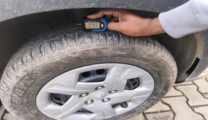 2019 Hyundai VENUE S 1.0 TURBO MT, Petrol, Manual, 1,50,353 km, tyre