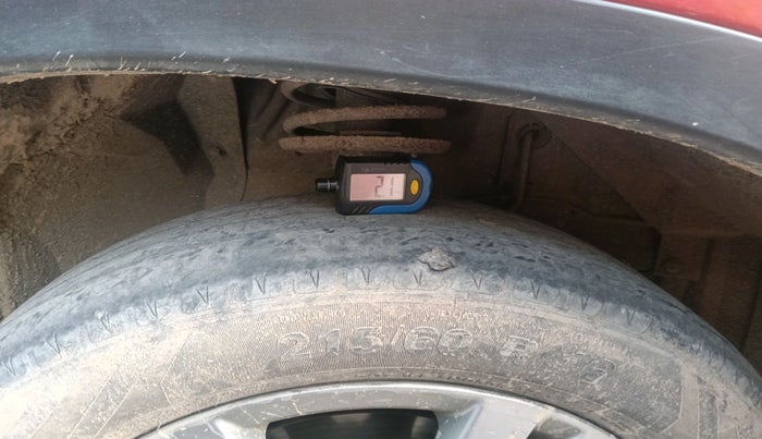 2016 Maruti Vitara Brezza ZDI PLUS DUAL TONE, Diesel, Manual, 1,78,019 km, tyre