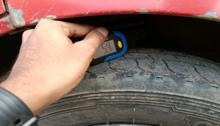 2011 Maruti Eeco 5 STR WITH A/C+HTR, Petrol, Manual, 1,63,930 km, tyre