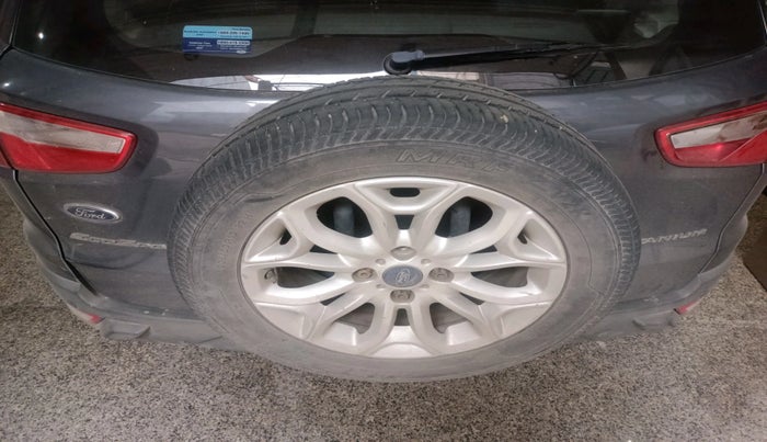 2017 Ford Ecosport TITANIUM 1.5L PETROL, Petrol, Manual, 1,13,995 km, tyre