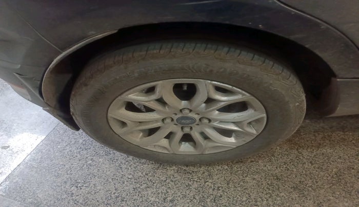 2017 Ford Ecosport TITANIUM 1.5L PETROL, Petrol, Manual, 1,13,995 km, tyre