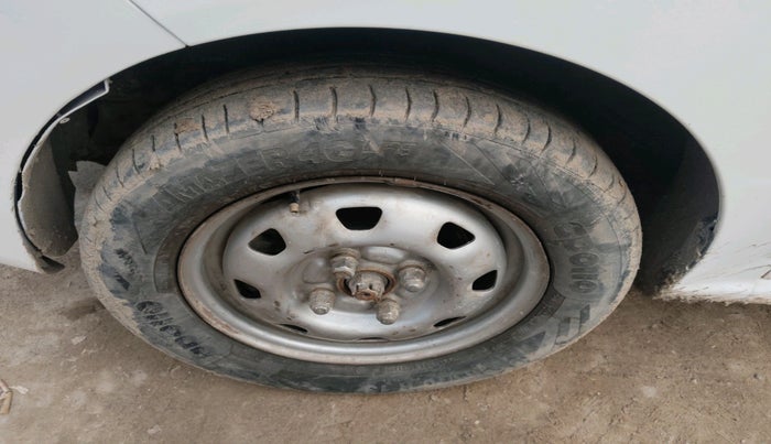 2013 Hyundai Santro Xing GL PLUS, Petrol, Manual, 1,14,412 km, tyre