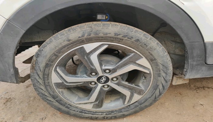 2020 Hyundai Creta SX AT 1.6 PETROL, Petrol, Automatic, 90,000 km, tyre