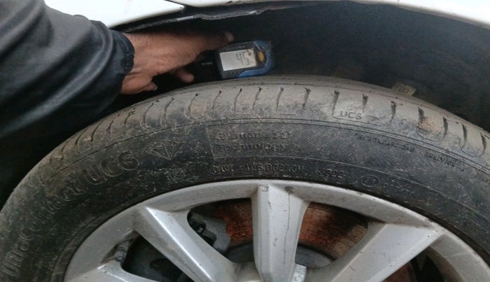 2016 Skoda Octavia STYLE PLUS AT 1.8 TSI, Petrol, Automatic, 1,10,823 km, tyre