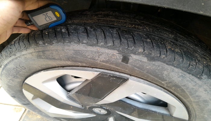 2021 Nissan MAGNITE XE, Petrol, Manual, 26,577 km, tyre