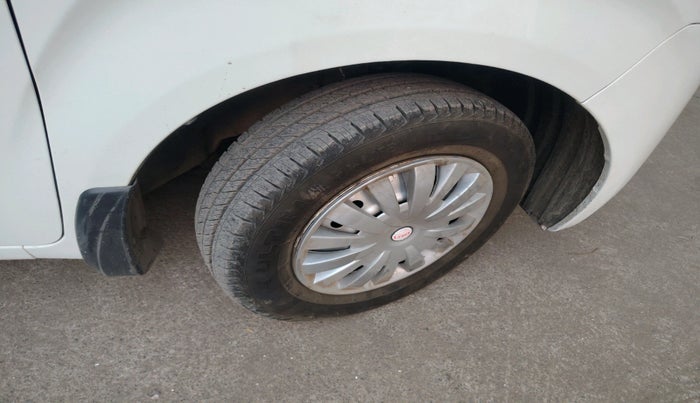 2019 Maruti New Wagon-R LXI CNG 1.0, Petrol, Manual, 44,370 km, tyre