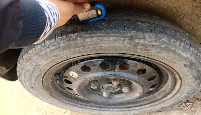 2017 Maruti Wagon R 1.0 VXI, Petrol, Manual, 74,668 km, tyre