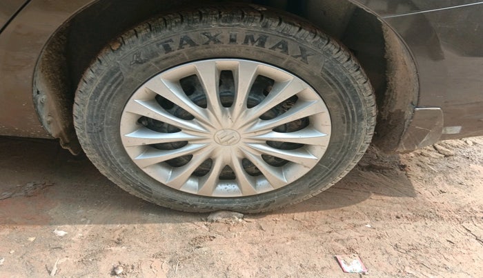 2016 Maruti Ciaz VXI+, Petrol, Manual, 53,642 km, tyre