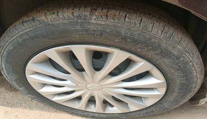 2016 Maruti Ciaz VXI+, Petrol, Manual, 53,642 km, tyre