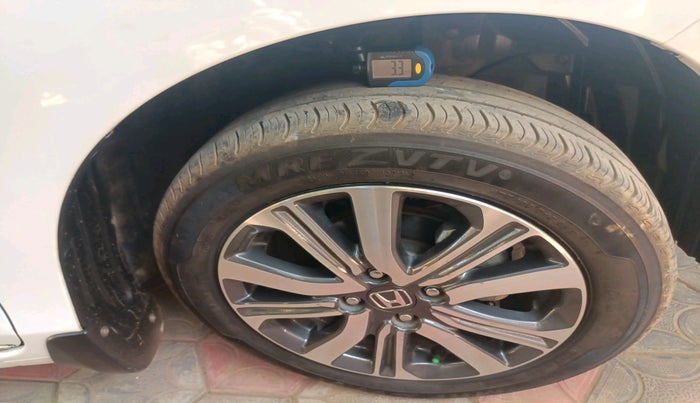 2022 Honda Amaze 1.2L I-VTEC VX CVT, Petrol, Automatic, 16,246 km, tyre