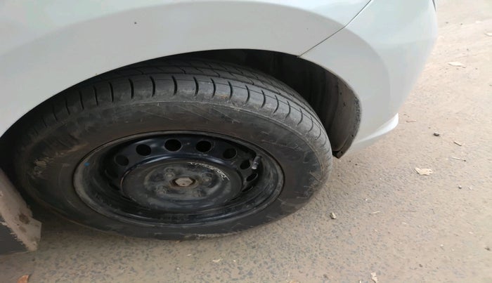 2021 Maruti Celerio VXI CNG, CNG, Manual, 72,389 km, tyre