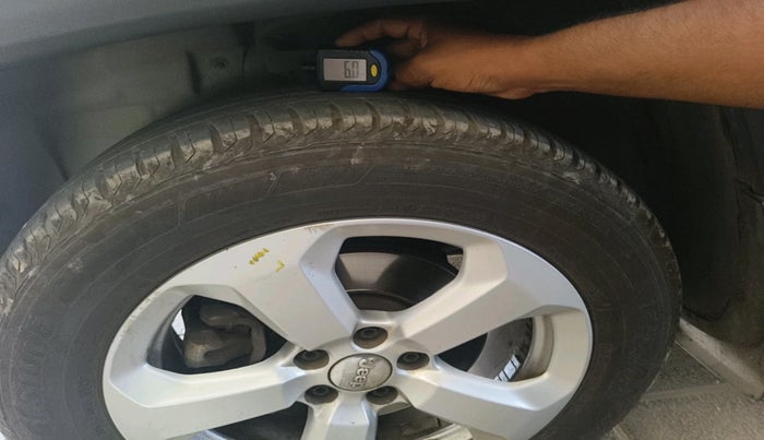 2020 Jeep Compass LONGITUDE PLUS 1.4 PETROL AT, Petrol, Automatic, 57,980 km, tyre