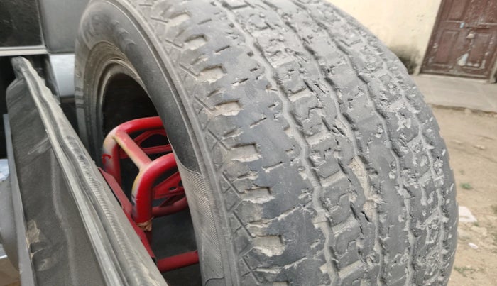 2020 Mahindra Thar LX HARD TOP 4WD MT, Diesel, Manual, 72,323 km, tyre