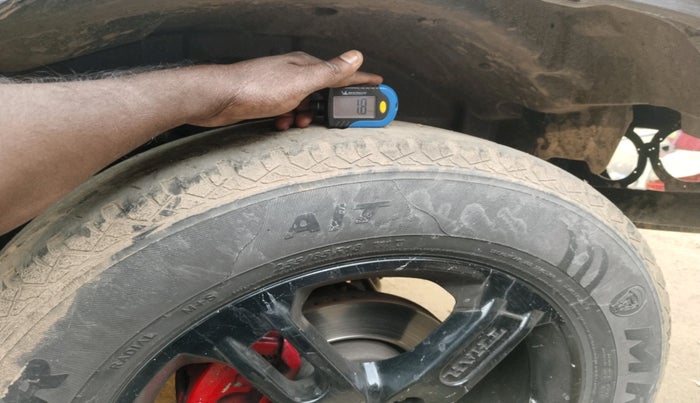 2020 Mahindra Thar LX HARD TOP 4WD MT, Diesel, Manual, 72,323 km, tyre