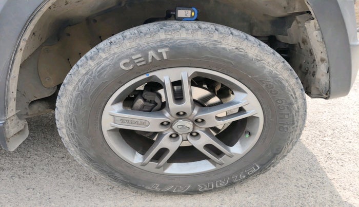 2021 Mahindra Thar LX HARD TOP 4WD MT, Diesel, Manual, 62,496 km, tyre