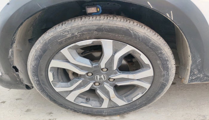 2017 Honda WR-V 1.2L I-VTEC VX MT, Petrol, Manual, 1,05,513 km, tyre