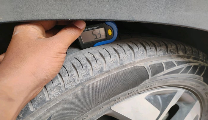 2022 KIA SONET HTX 1.0 DCT, Petrol, Automatic, 47,954 km, tyre