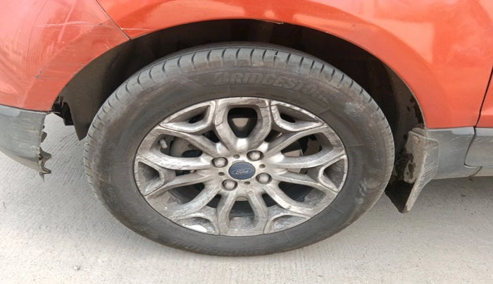 2016 Ford Ecosport TITANIUM+ 1.5L DIESEL, Diesel, Manual, 1,19,669 km, tyre