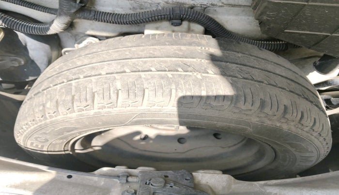 2014 Tata Nano TWIST XT, Petrol, Manual, 1,09,304 km, tyre