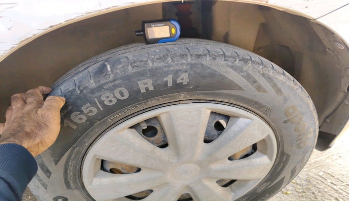 2015 Maruti Swift VDI, Diesel, Manual, 1,24,694 km, tyre