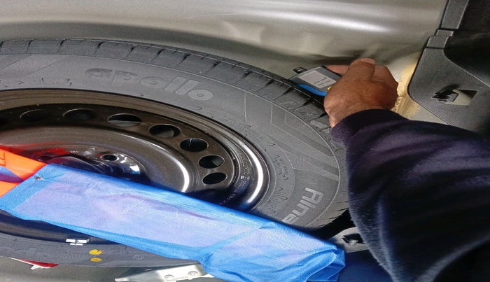 2024 Maruti Baleno ZETA 1.2 AGS, Petrol, Automatic, 8,646 km, tyre