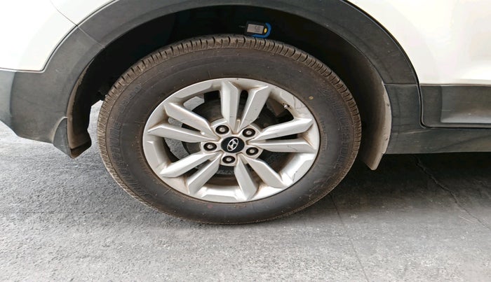 2016 Hyundai Creta SX PLUS 1.6 DIESEL, Diesel, Manual, 69,054 km, tyre