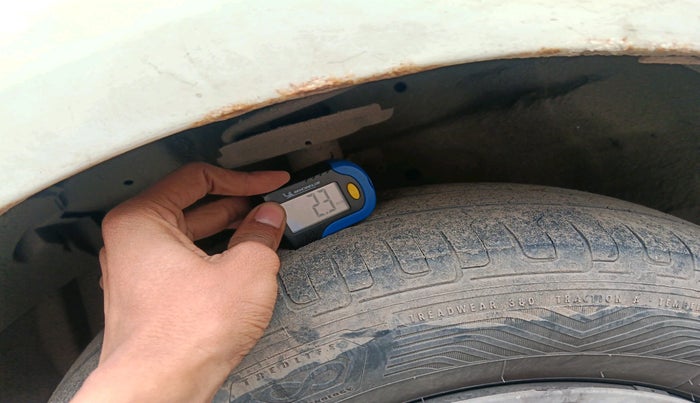 2016 Maruti Swift Dzire VXI, Petrol, Manual, 1,41,111 km, tyre