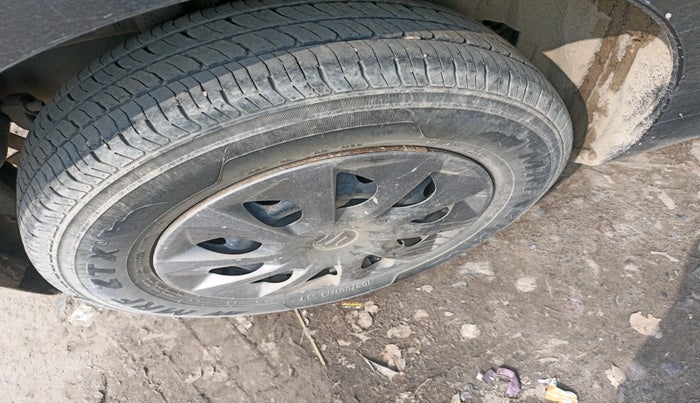 2016 Maruti Swift VDI, Diesel, Manual, 82,148 km, tyre