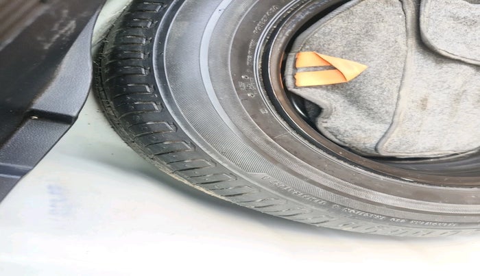 2022 Hyundai NEW I20 ASTA (O) 1.2 MT, Petrol, Manual, 49,289 km, tyre