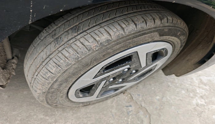 2023 Hyundai GRAND I10 NIOS SPORTZ 1.2 KAPPA VTVT, Petrol, Manual, 3,655 km, tyre