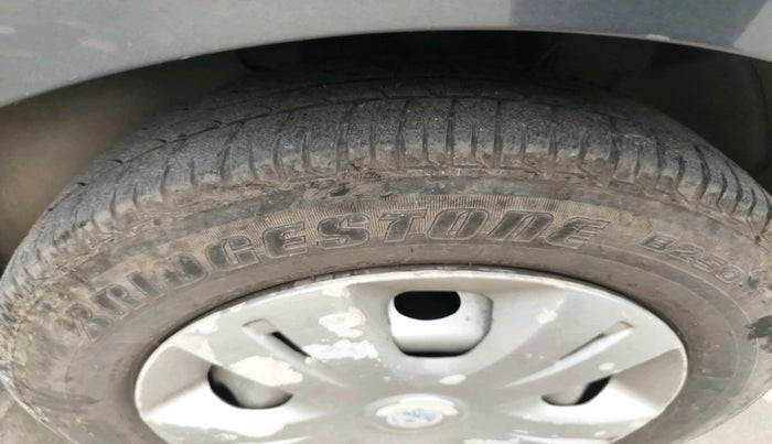 2022 Tata Tiago XM CNG, Petrol, Manual, 91,960 km, tyre