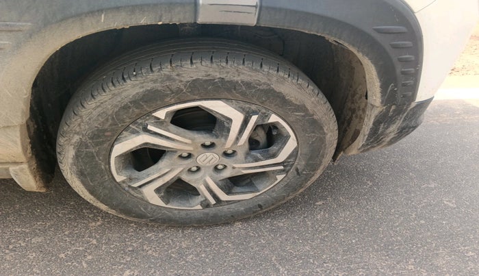 2022 Maruti BREZZA VXI, Petrol, Manual, 61,975 km, tyre