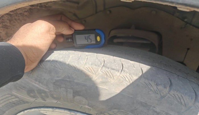 2016 Mahindra NUVOSPORT N8, Diesel, Manual, 1,64,181 km, tyre