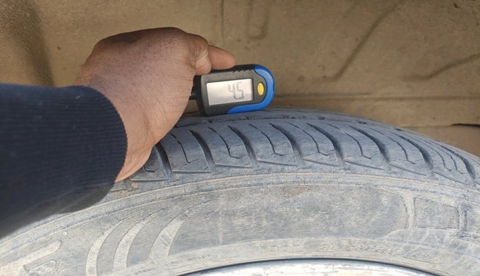 2016 Mahindra NUVOSPORT N8, Diesel, Manual, 1,64,181 km, tyre