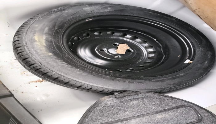 2021 Hyundai Verna SX 1.5 VTVT, Petrol, Manual, 22,236 km, tyre