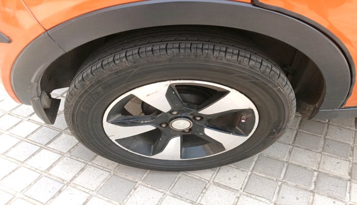 2018 Tata NEXON XZA PLUS PETROL, Petrol, Automatic, 1,44,498 km, tyre