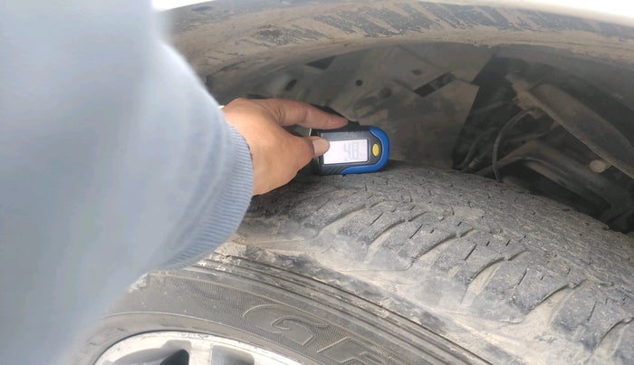 2018 Ford Endeavour TITANIUM 3.2 4X4 AT, Diesel, Automatic, 1,68,060 km, tyre