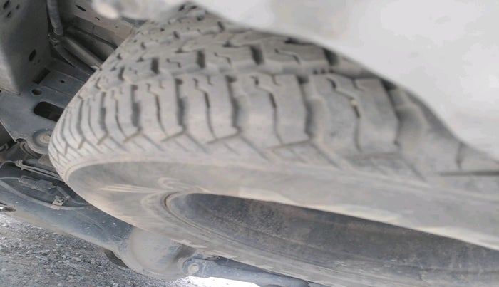 2018 Ford Endeavour TITANIUM 3.2 4X4 AT, Diesel, Automatic, 1,68,060 km, tyre