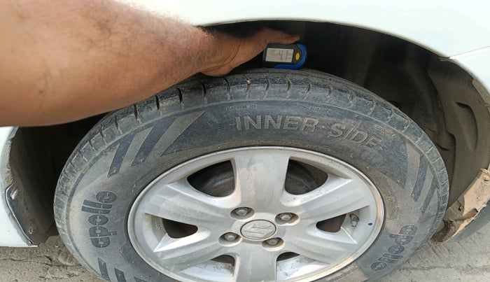 2011 Maruti Swift Dzire ZDI, Diesel, Manual, 1,15,662 km, tyre