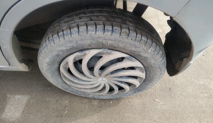 2016 Maruti Wagon R 1.0 LXI CNG, CNG, Manual, 65,812 km, tyre
