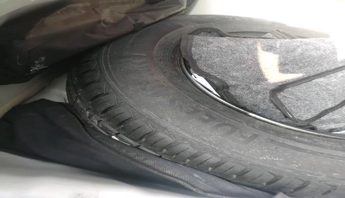 2019 Hyundai NEW SANTRO ASTA MT, Petrol, Manual, 51,008 km, tyre