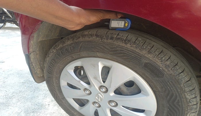 2012 Hyundai i10 MAGNA 1.2, Petrol, Manual, 39,745 km, tyre