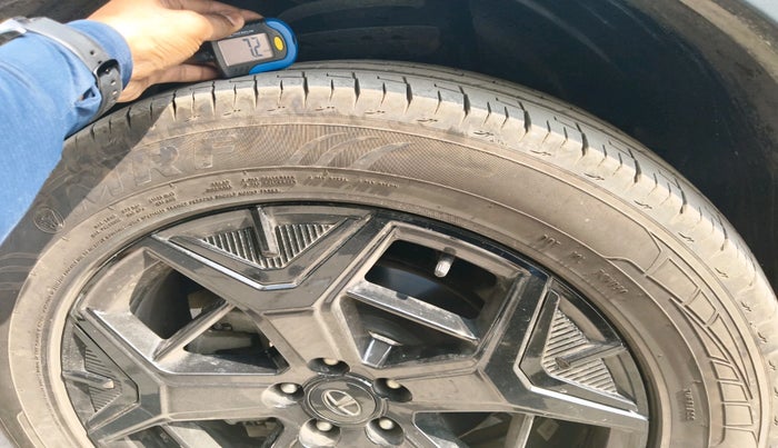 2023 Tata Harrier FEARLESS PLUS DARK EDITION, Diesel, Manual, 4,146 km, tyre